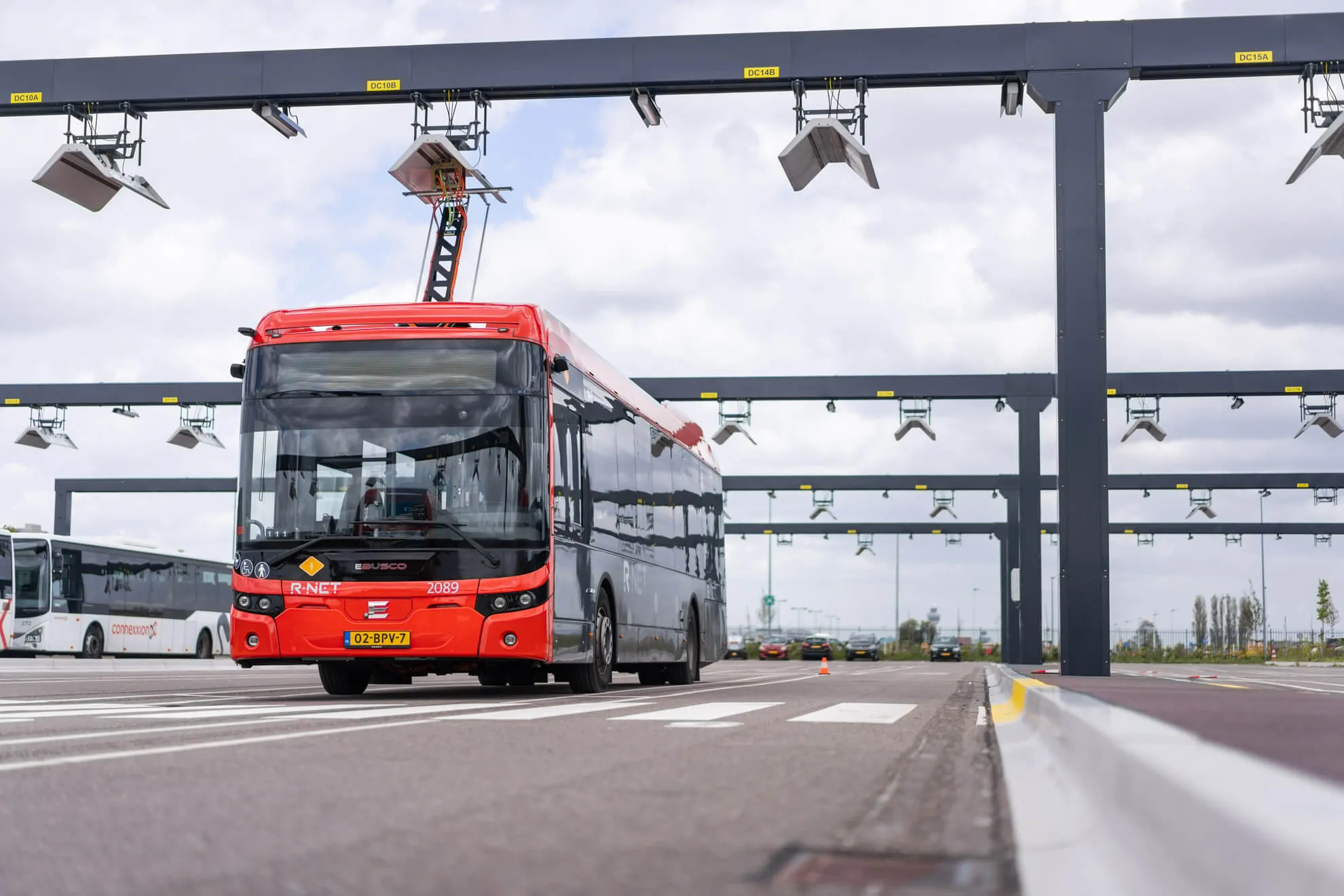Heliox E-bus charging station